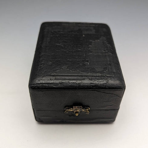 Around 1905 British antique silver plated napkin rings set of 4 in a case